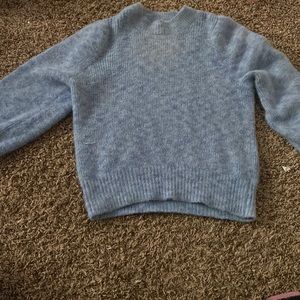 Blue sweater size 4-6 only wore it like 2 times.